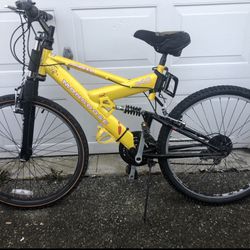 Bike Mongoose Size 26’ Mountain Bike