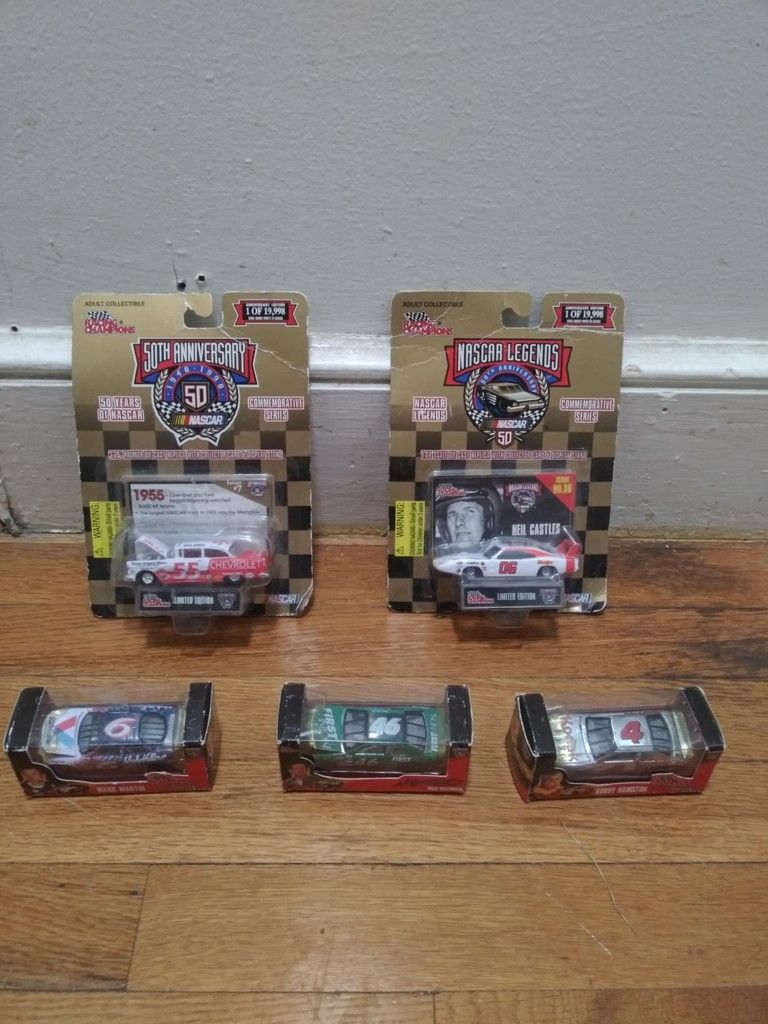 Toy Car Collection Sealed And Still In Package 5 Altogether. 