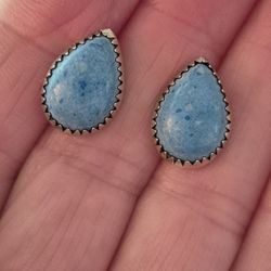 Vtg.Native Sterling Silver BLUE DENIM  LAPIS TEARDROP EARRINGS