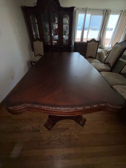 Dining table with 8 chairs