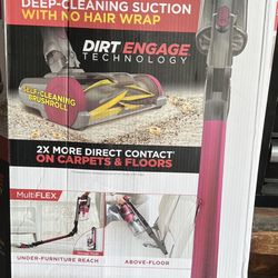 Shark ROCKET PET PRO Shark DEEP-CLEANING SUCTION WITH NO HAIR WRAP DIRT ENGAGE TECHNOLOGY 