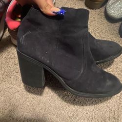 Black Heeled Boots