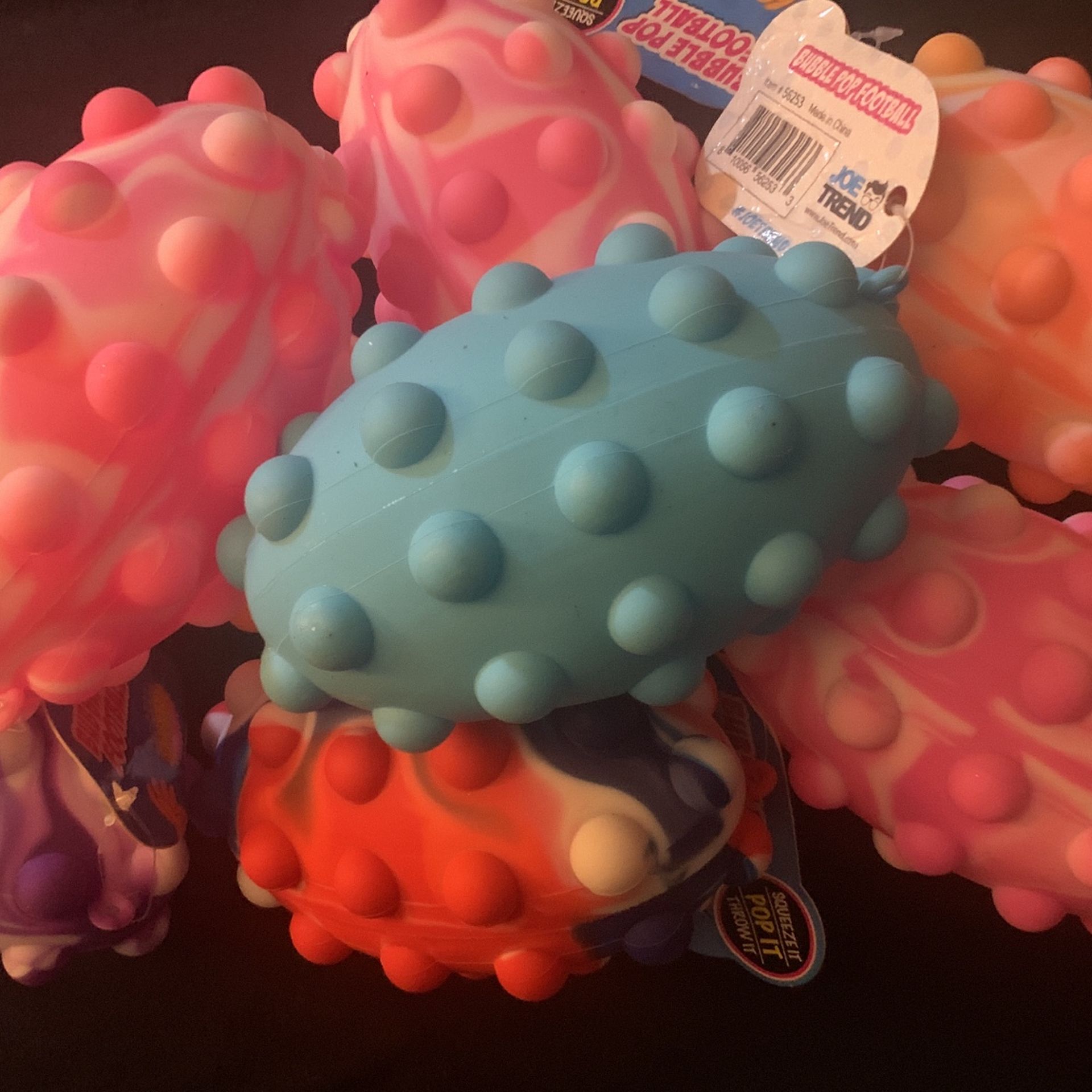 Football Push Pop Bubble Fidget Toy, Silicone 3D Stress Relief Toys Anxiety Relief Squeezing Push Pop Balls for Kids and Adults Children