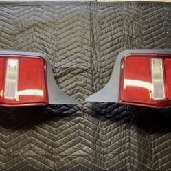2010 Mustang Tail Light