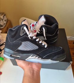 Air Jordan 5 Black Metallic Size 9.5