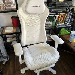 White gaming computer chair