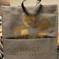 NWOT Marc Jacobs Daisy Tote 