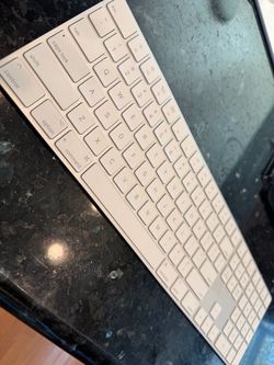 Apple Magic Keyboard with Numeric Keypad