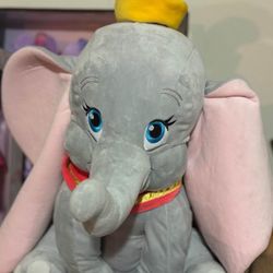 JUMBO DISNEY STORE DUMBO PLUSH 
