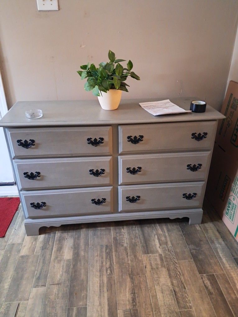 Solid Wood Dresser