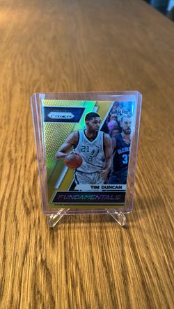 2017-18 Panini Prizm Tim Duncan Fundamentals Gold Prizm, numbered 06/10.
