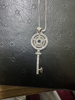 Silver 925 With Key Diamonds 