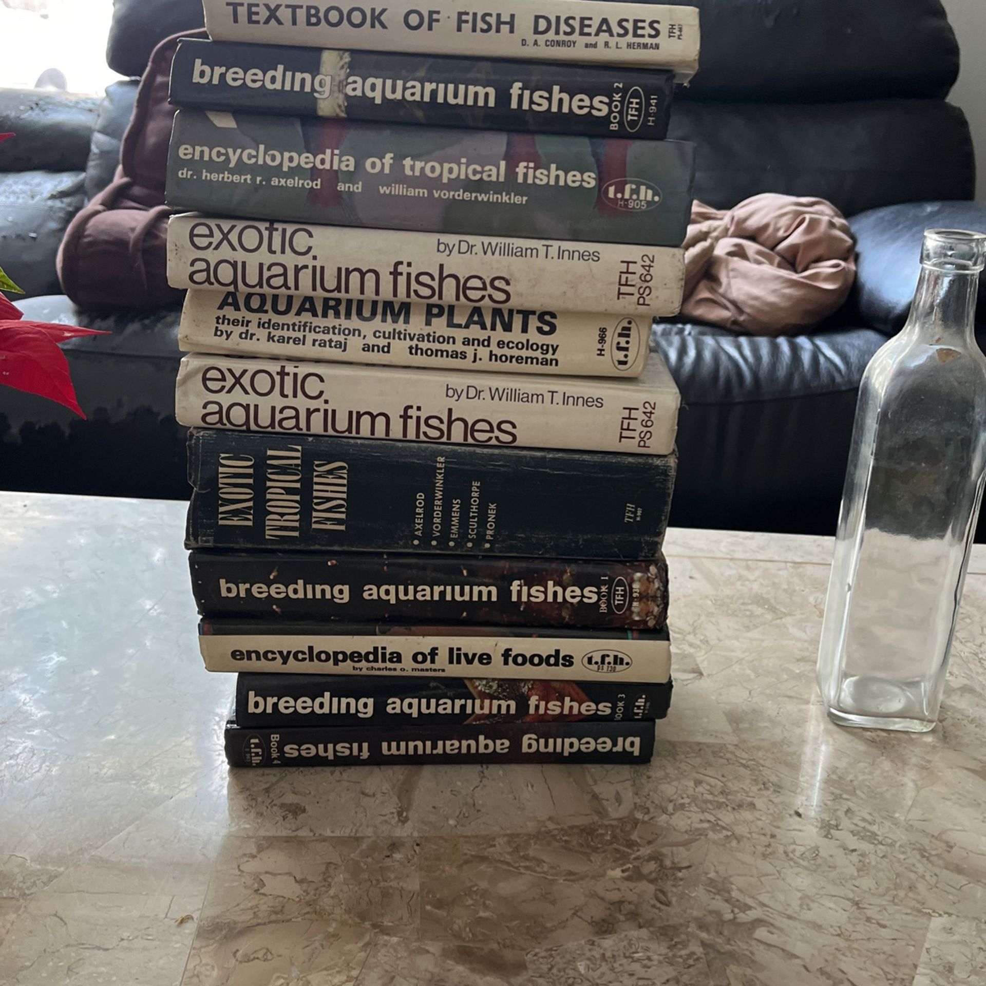Aquarium Books