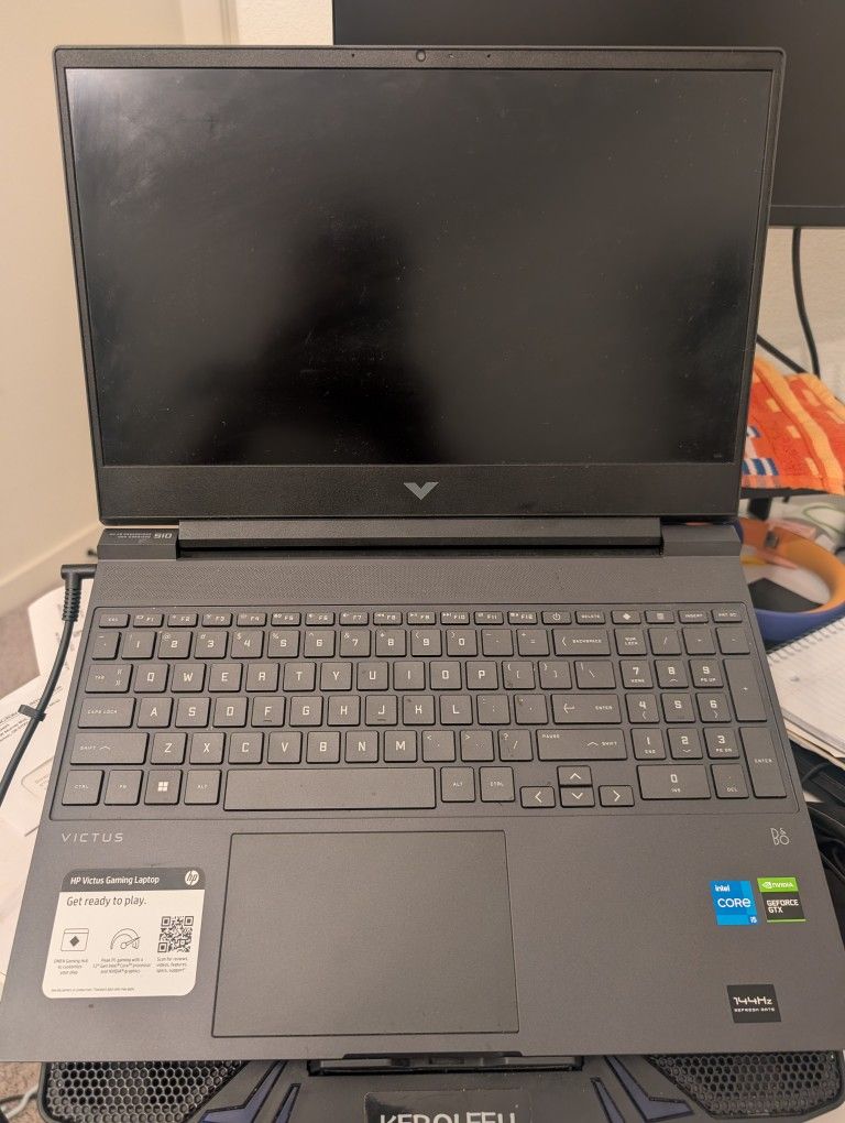 HP VICTUS Gaming Laptop NVDIA GEforce 1650 512GB SSD 8 RAM intel i5- 12450H, 144Hz display