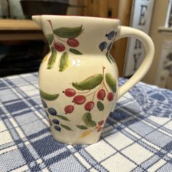 Vintage  Retired  FTD Pitcher  /Vase