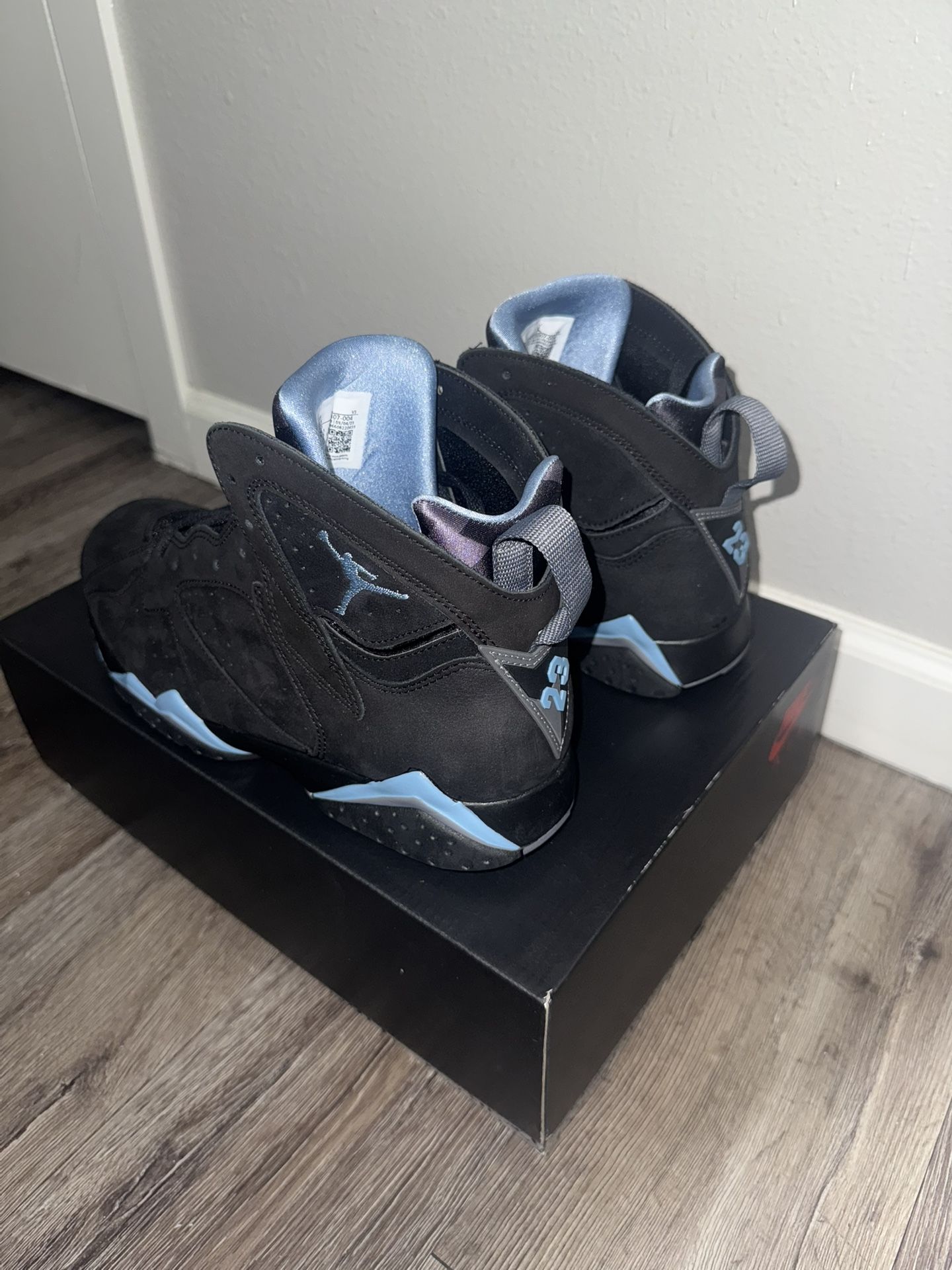 The Air Jordan 7 Retro "Chambray"