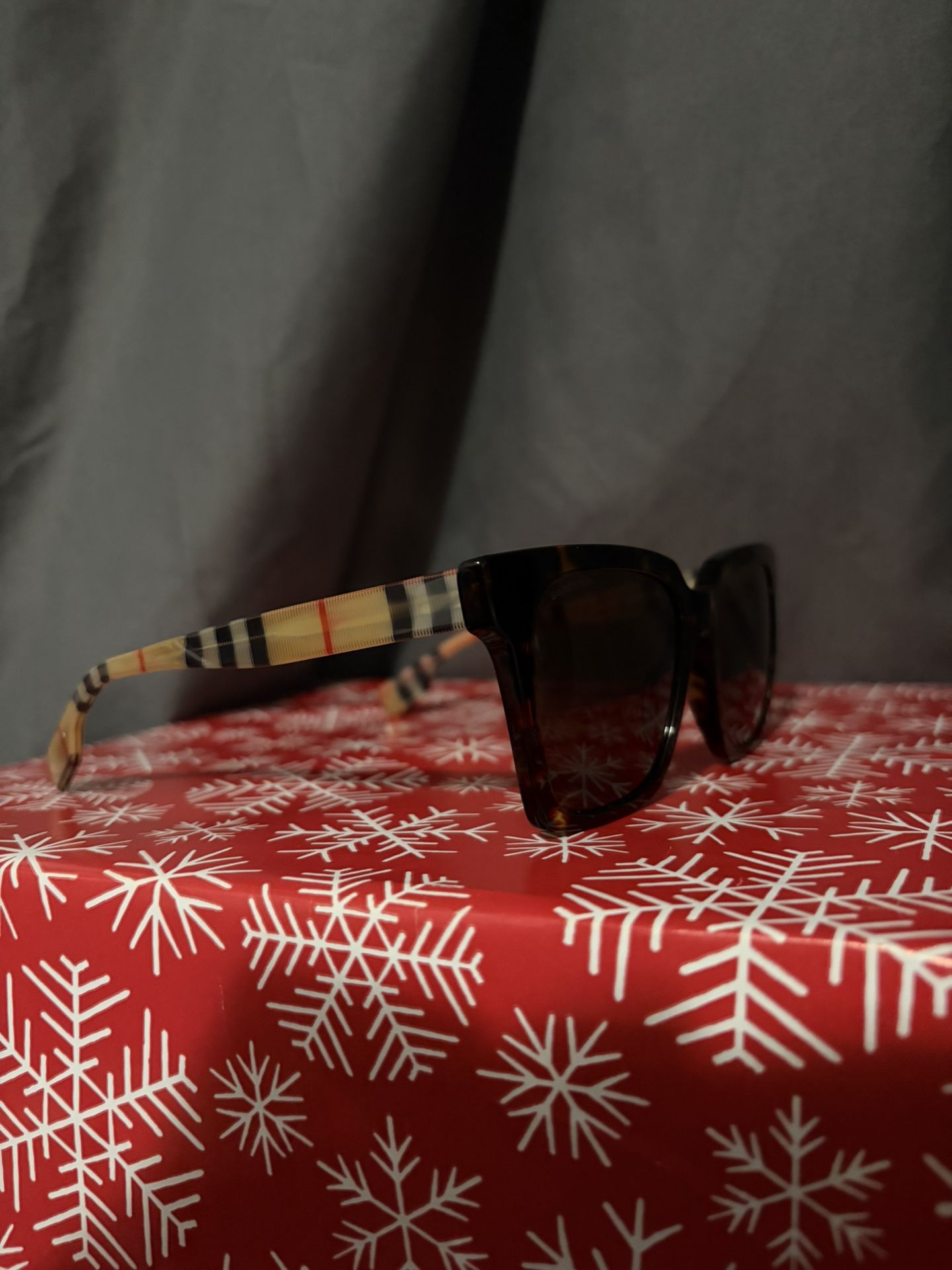 Burberry Sunglasses – Authentic