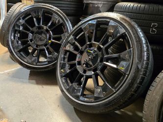 OEM 23" BMW XM Black Wheels Rims Tires