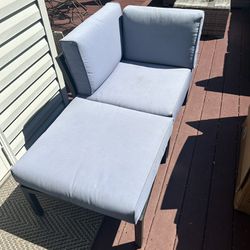 Balcony-sized Outdoor Modular Sectional Chaise