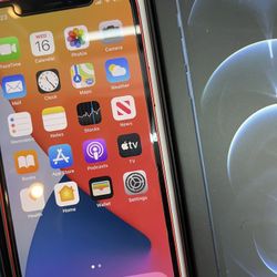 Apple iPhone 12 64GB Black Unlocked for all carriers . Like new out of box no scratch on front and back clean phone 