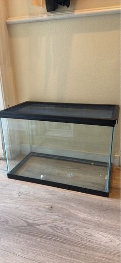 Tank for small pets