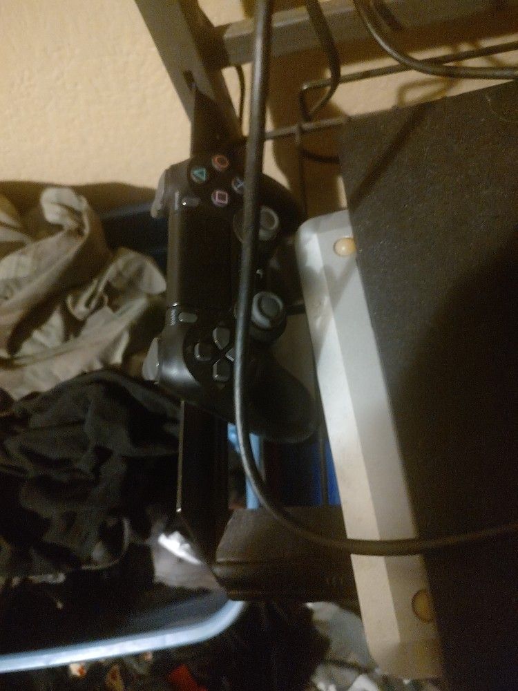 PS3 Games/ 4 Controllers