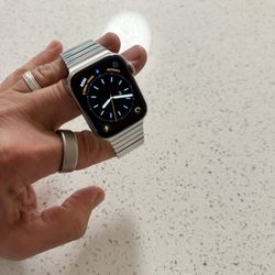 Series 6 Apple Watch stainless steel 44mm GPS + cellular