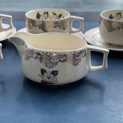 Vintage Floral China Tea cups and saucers Magnolia and Gold Trim