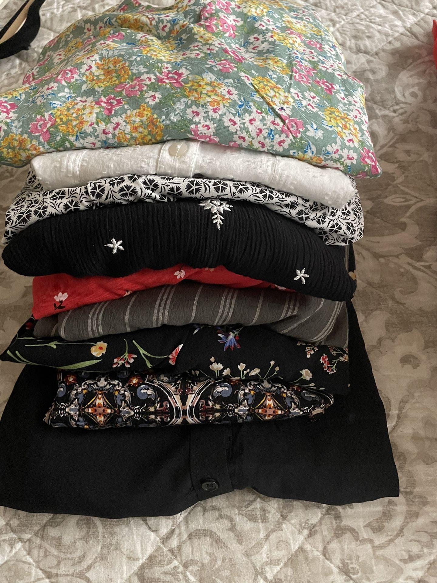 Tops Lot Of 9 Size XL