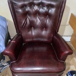 Leather Recliner 