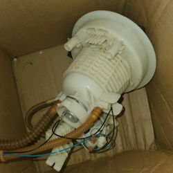 2007 Dodge Charger Fuel Pump Refurbished From LKQ Specialized Parts Fresno 18 Gal, 2.7 L RWD