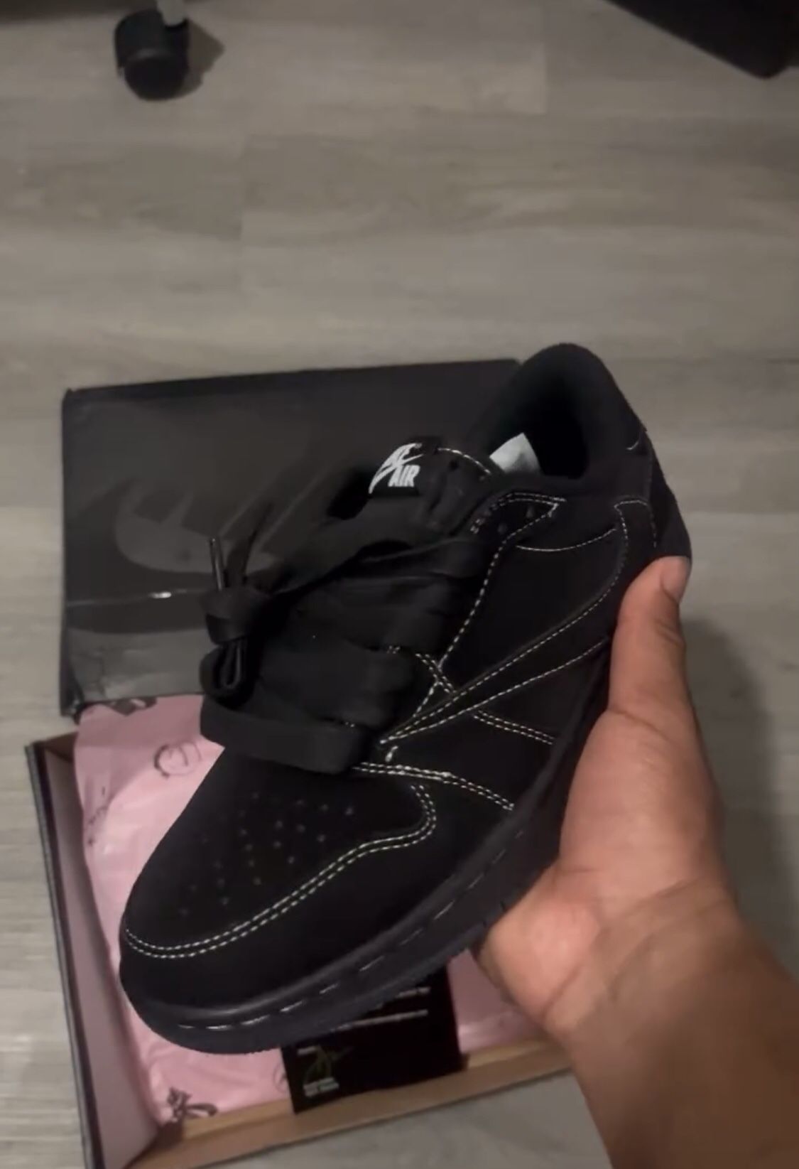 Reselling Travis Scott Lows