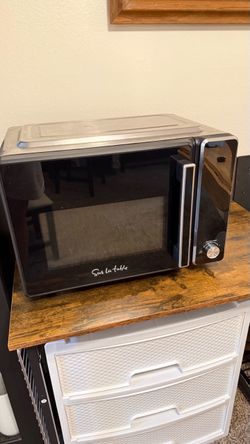 Sur La Table SLT-1900 6-in-1 Microwave Air Fryer Oven
