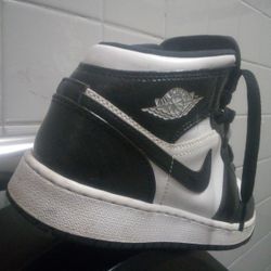 Nike Air Jordan Carbon Fiber GOAT