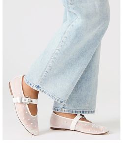White mesh flats Steve Madden 8.5