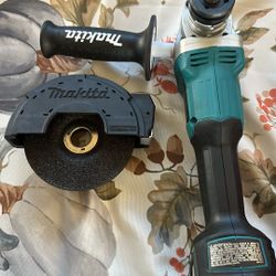 Makita XAG04