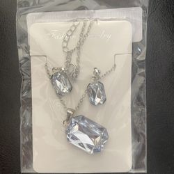 Earrings & Pendant Set 