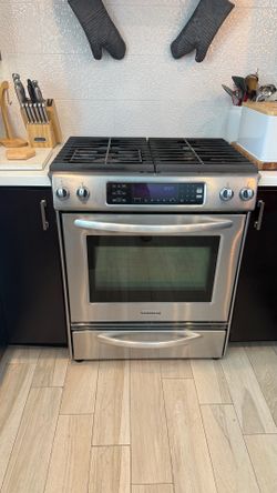 KitchenAid Natural Gas Range