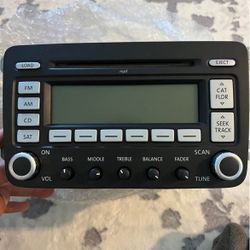 2006-2007-2008-2009 Compatible With JETTA Audio Equipment Radio