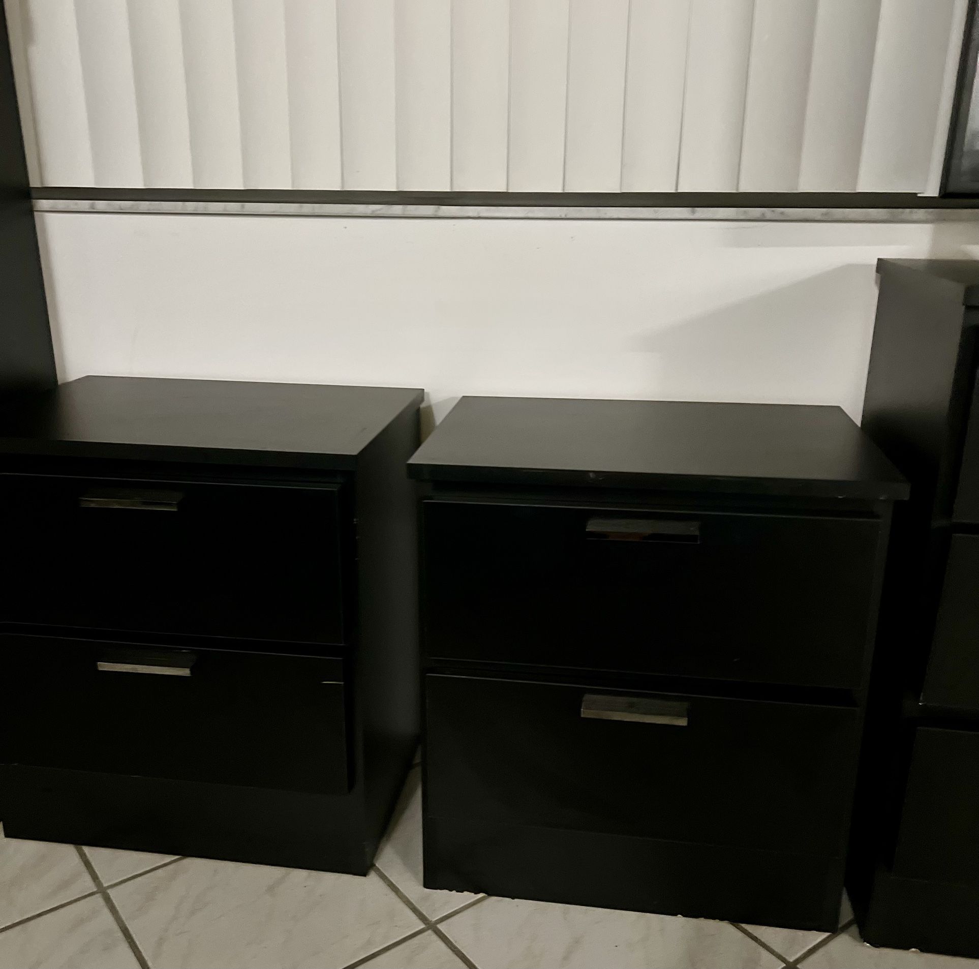 Black Bedroom dresser set 