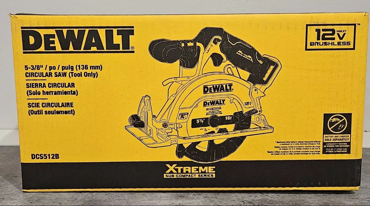 DEWALT Circular Saw
