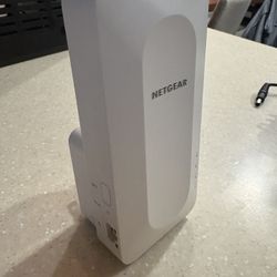 NETGEAR® AX1800 Mesh Extender