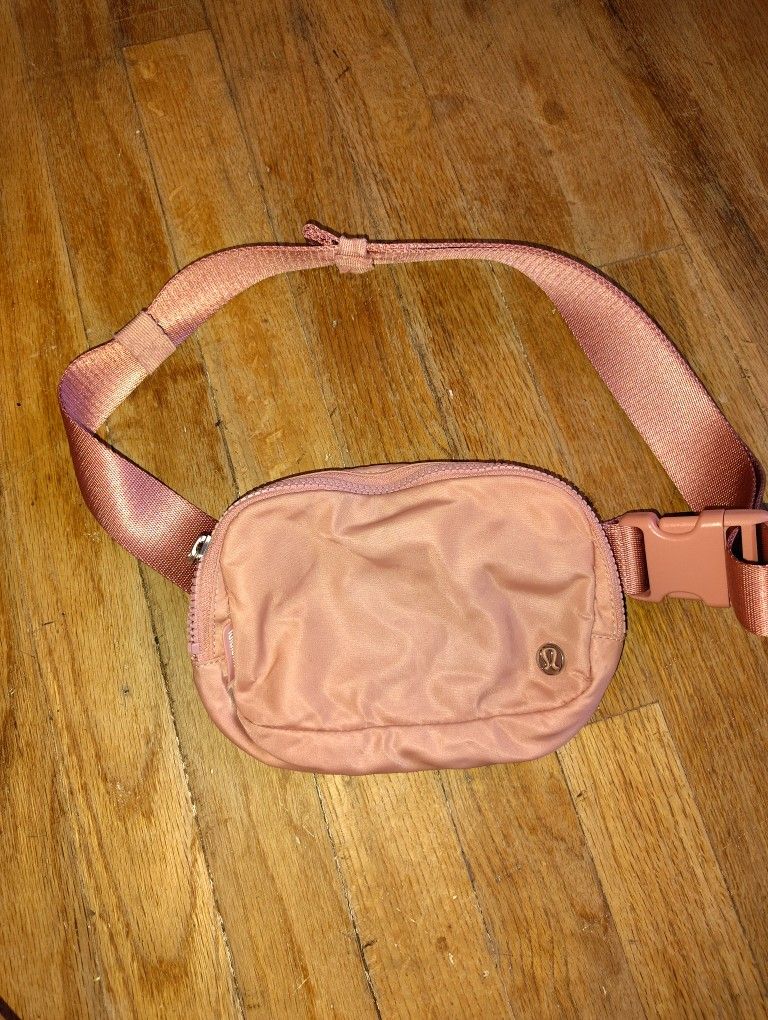 Rose Gold Lululemon Fany Pack