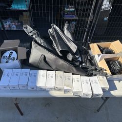 Photography Lighting Rig 3 Umbrellas, Tripods & Extra Lightbulbs Studio Kit