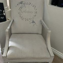 Vintage/Farmhouse Chair