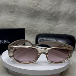 Chnl Woman Sunglasses 