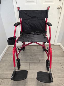 Medline Ultra Lightweight Transport Wheelchair for Adults, Foldable, silla de ruedas. Transport chair