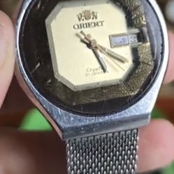  Automatic Arabic Date Day