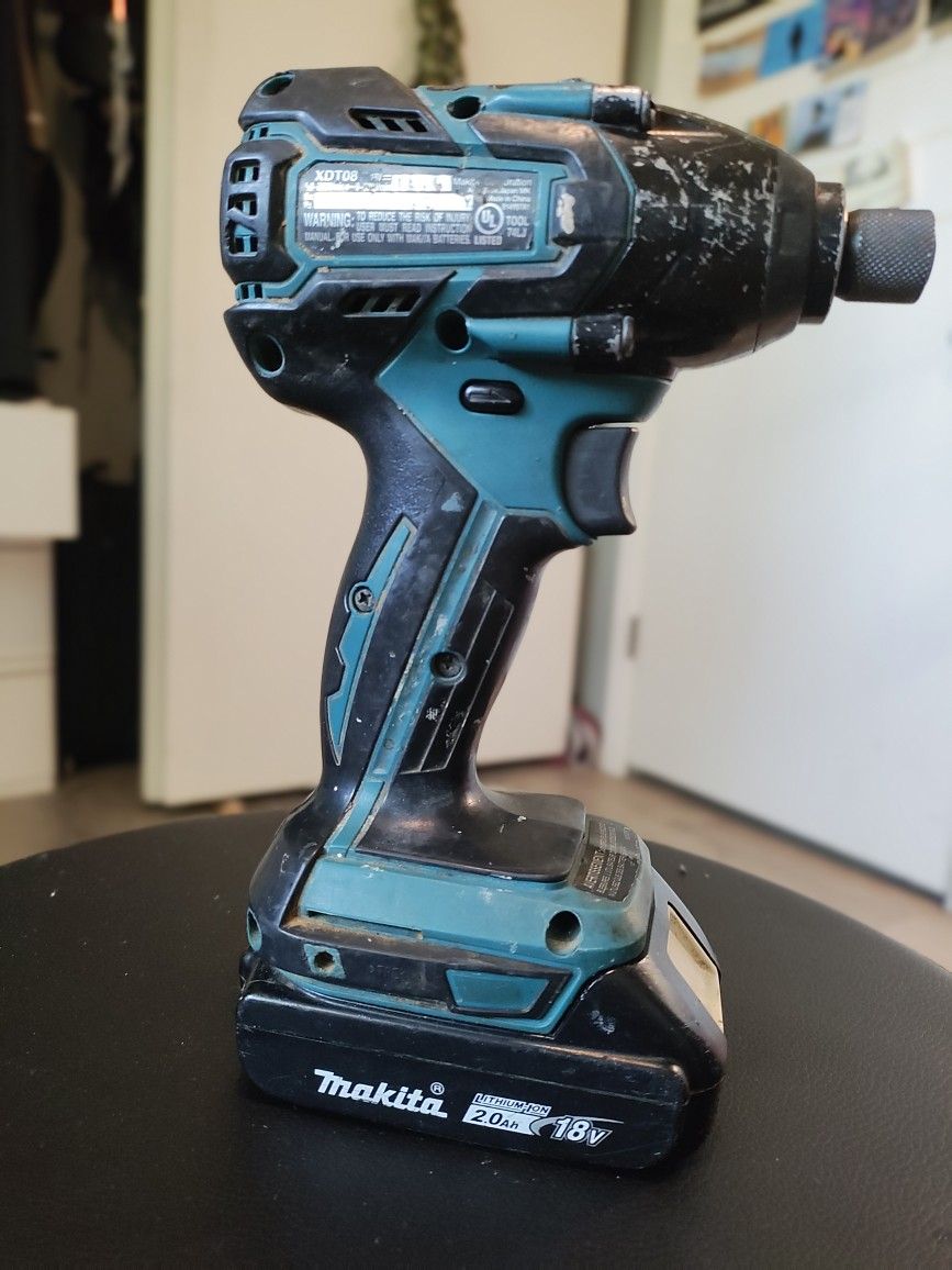 Makita(2 drills)