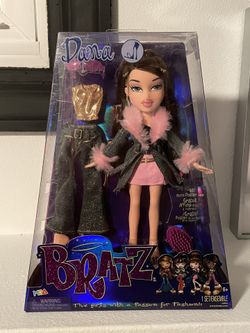 Bratz Original Fashion Doll Dana Series 3 with 2 Outfits and Poster! NEW IN BOX